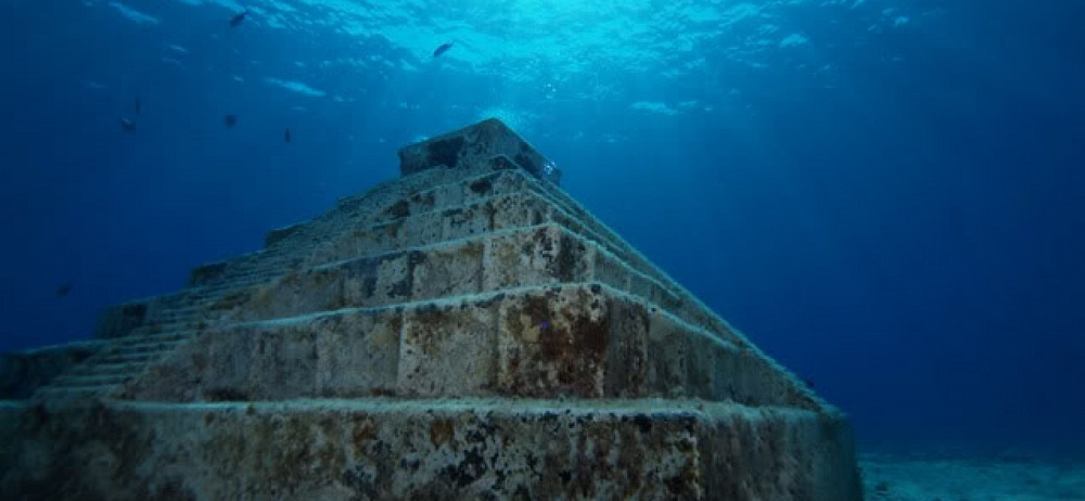 Las Pirámides Submarinas de Yonaguni, en Japón