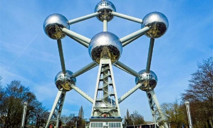 The Atomium i Brussel, Belgia
