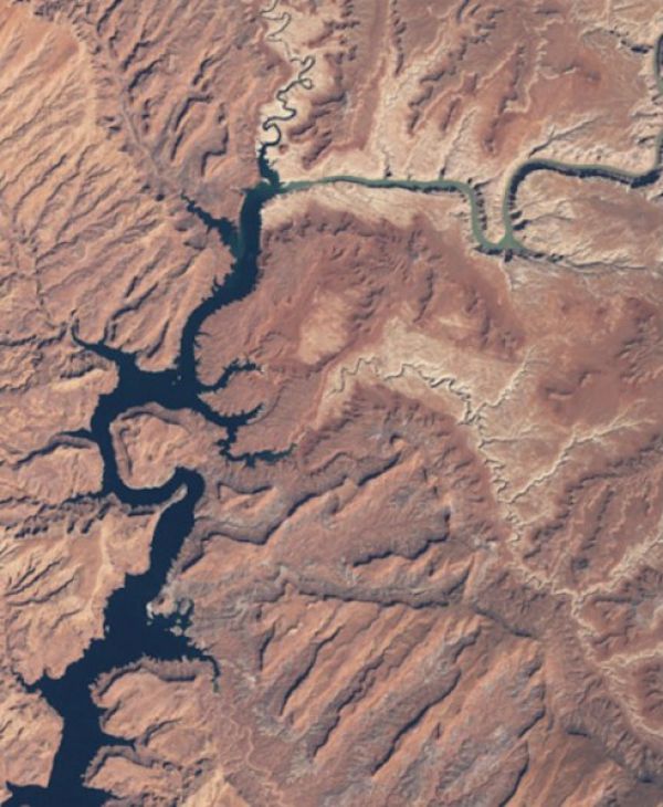 Powellsjøen, Arizona og Utah. Mars, 1999