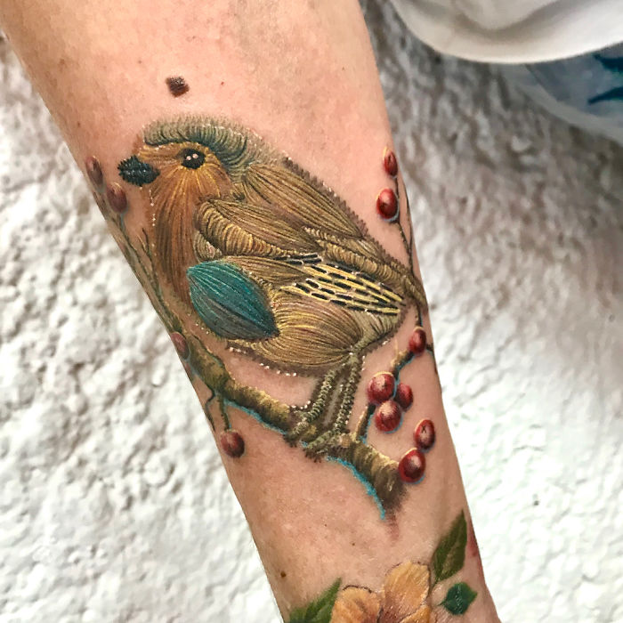 Tatuaż dłoni - ptak