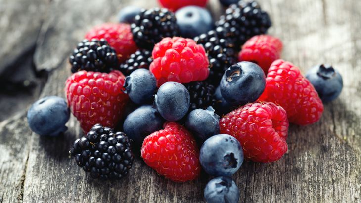 Food to eat for living more - berries