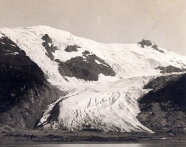 Toboggan-isbreen, Alaska. Juni, 1909