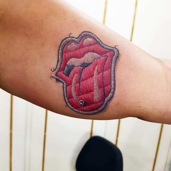 Tatuaje - labios y lengua