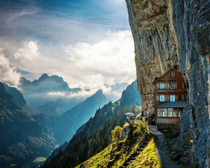 Äscher Cliff, Sveits