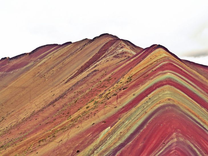 Montaña Arcoiris, Perú