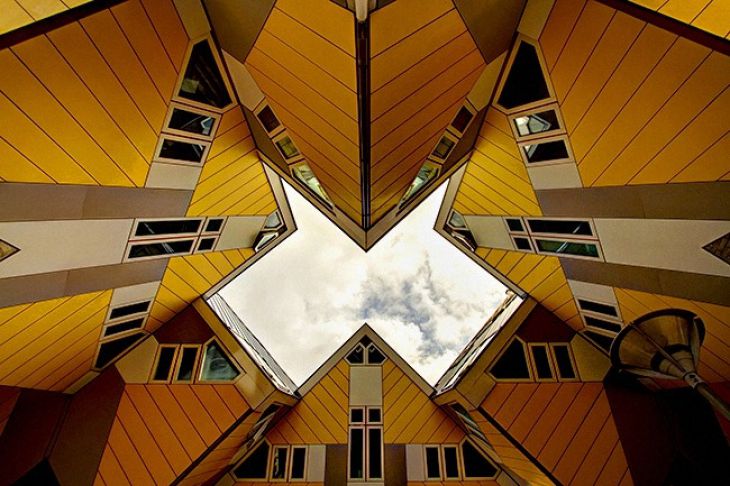 Sześcienny dom w Rotterdamie, Holandia