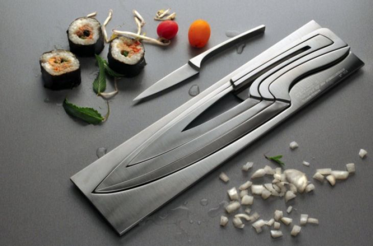 Μαχαίρι μέσα σε μαχαίρι
