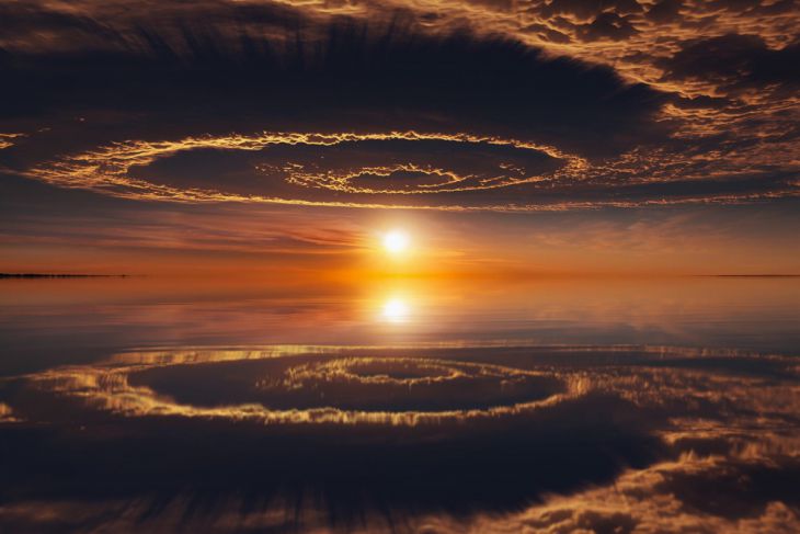 Oglindirea cerului seamănă cu un portal către o altă lume 