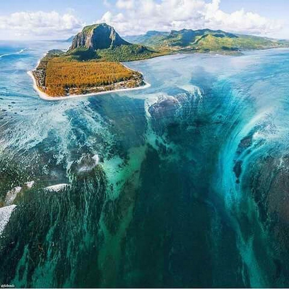Cascata subacquea, Le Morne Brabant, Mauritius