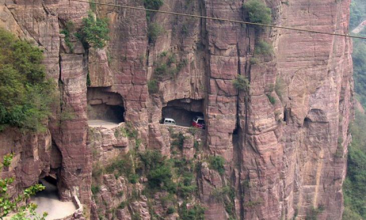 Tunelul Guoliang, China