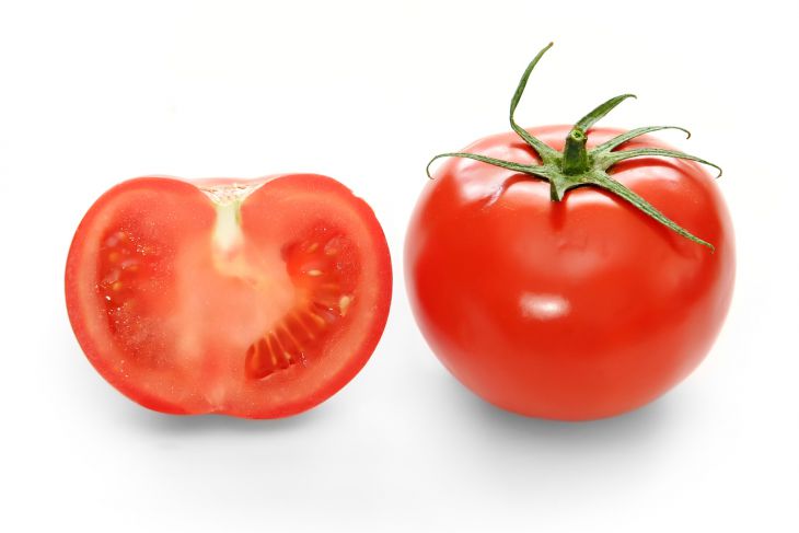 Food to eat for living more - tomatoes