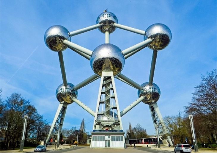 Atomium din Bruxelles, Belgia