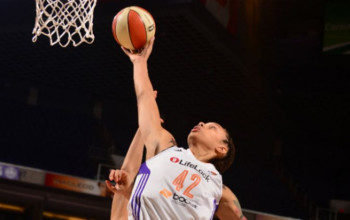 Brittney Griner – WNBA Star Who Can Easily Dunk