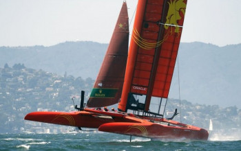 F50 Catamaran – This Boat Doesn’t Need A Motor To Speed Like Hell